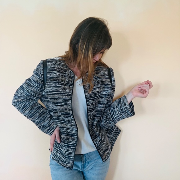 Alfred Dunner Woman Tweed Jacket - Picture 4 of 4